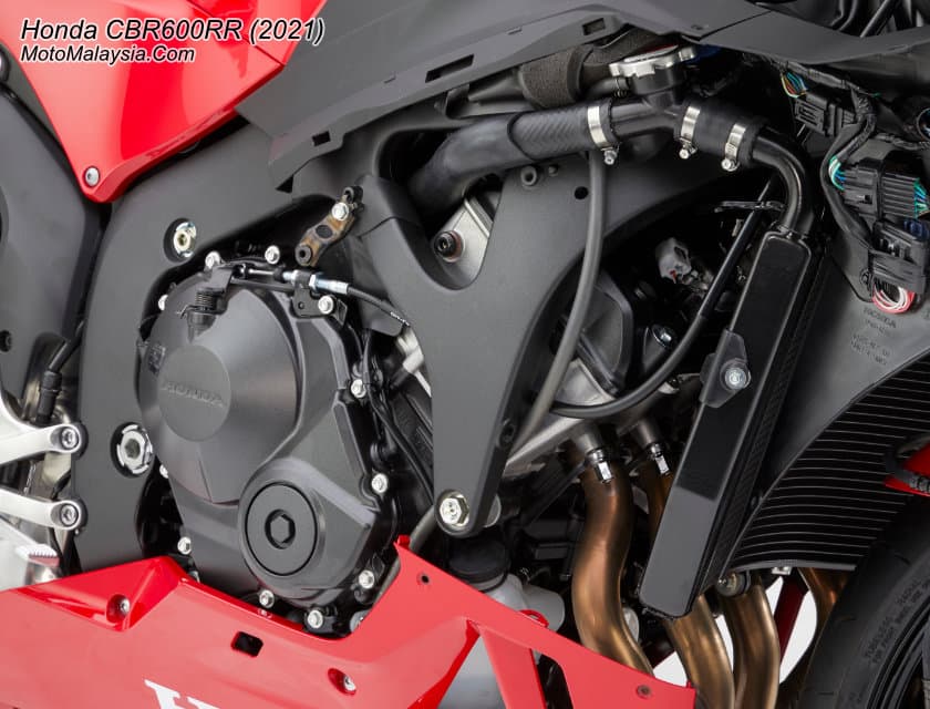 Honda CBR600RR thumbnail 7