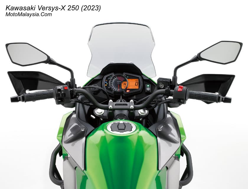Kawasaki Versys-X 250 thumbnail 4
